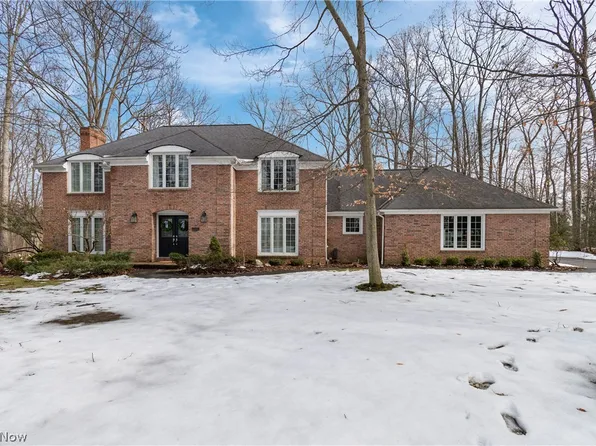 2795 Stonebridge Ct, Hudson, OH 44236