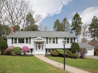 21 Lawrence Ln, Lexington, MA 02421