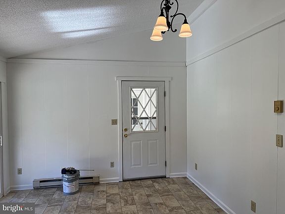 4th image of 4759 Rocky Spring Rd