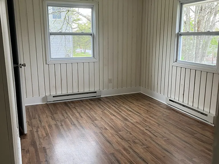 548 Mountain Rd — Photo 13