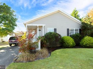 46 Highlands Rd, Manahawkin, NJ 08050