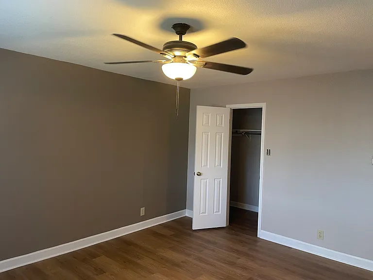 4463 Sherwood Way — Photo 8