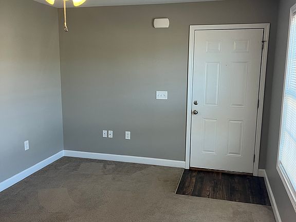 3rd image of 408 Southern Cross Dr #2