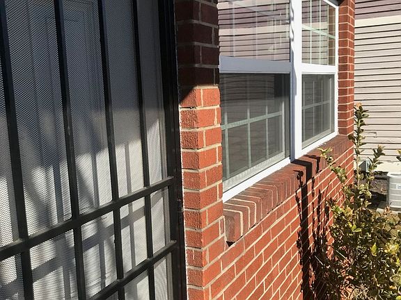 2nd image of 2359 E 5th Ave APT B