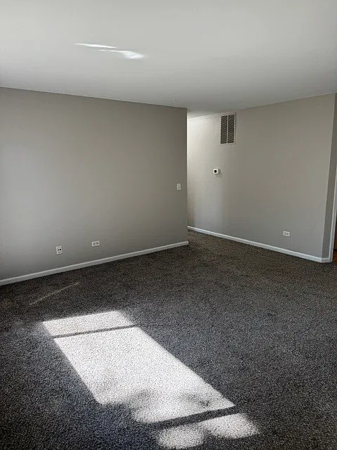 2 bed, 900 sqft, $1,995 — Photo 4