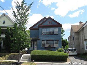 1st image of 1020-22 Oak St