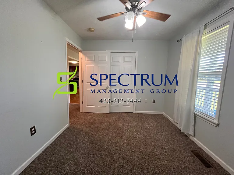 1733 Hugh Dr — Photo 14