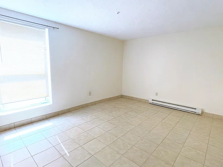 124 Main St #11 — Photo 7