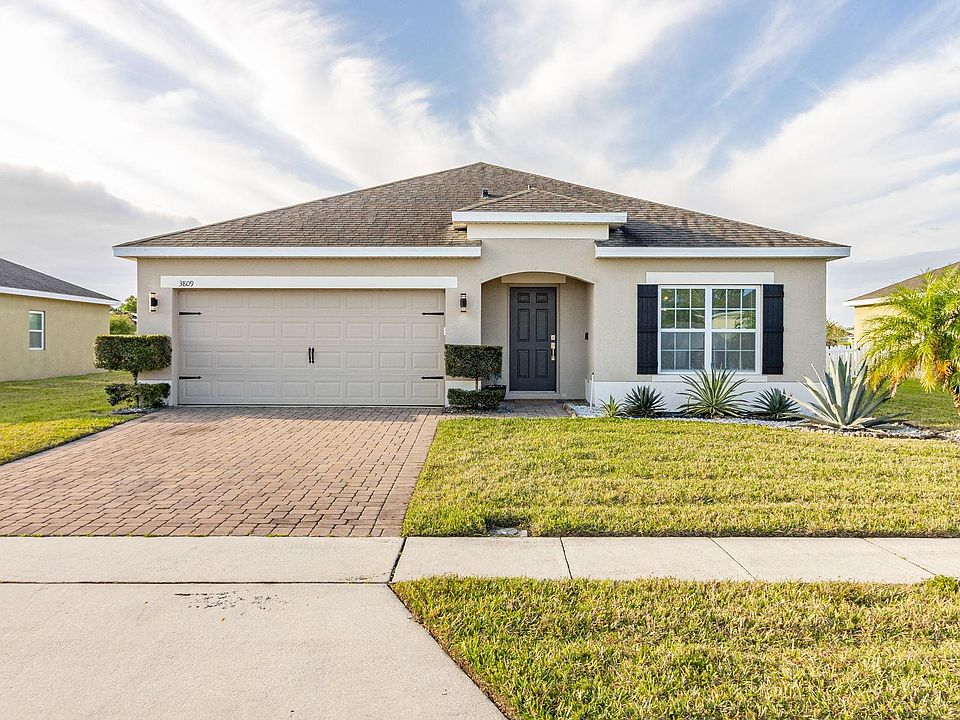 1st image of 3809 Briarwood Estates Cir