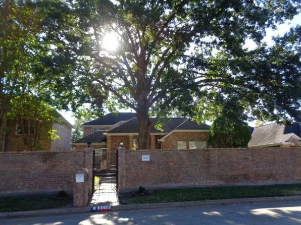 5019 Coral Gables Dr, Houston, TX 77069