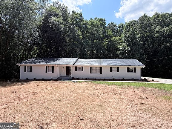 3rd image of 1912 Wildwood Ct SW