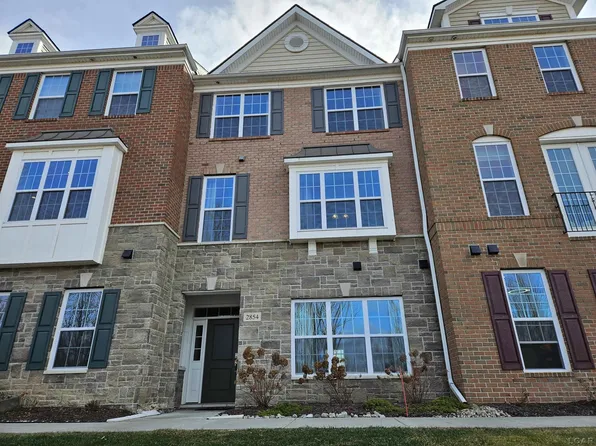 2854 Ridington Rd, Ann Arbor, MI 48105