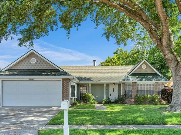 2728 Pin Oak Dr, Marrero, LA 70072