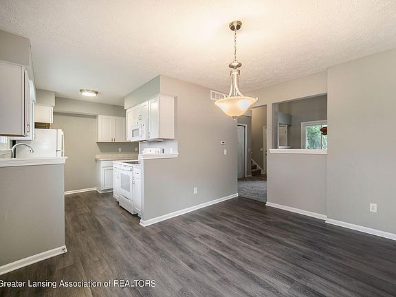 2nd image of 925 Brookside Dr APT 119