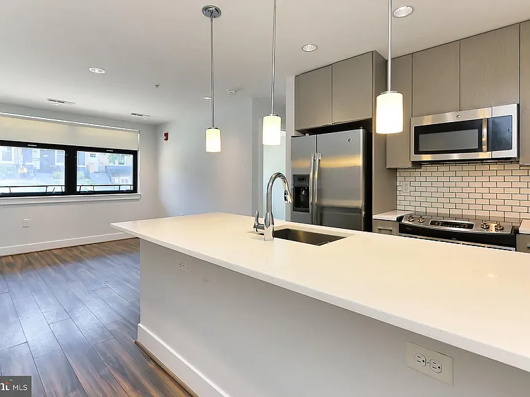 1111 Orren St NE #101 — Photo 7
