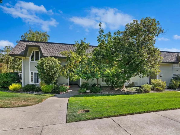 1217 Skycrest Dr APT 2, Walnut Creek, CA 94595