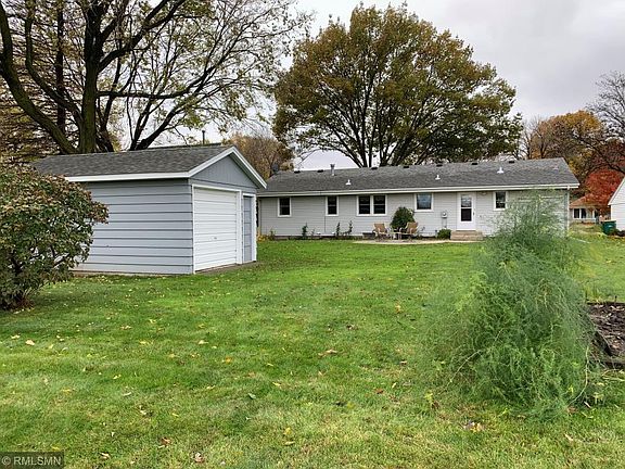 2nd image of 110 S Morningside Dr