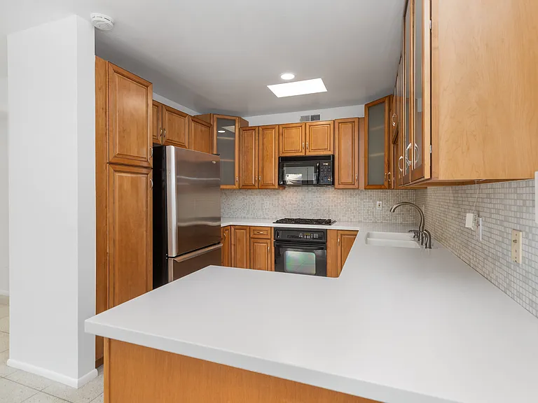 48071 Birdie Way #48071 — Photo 4