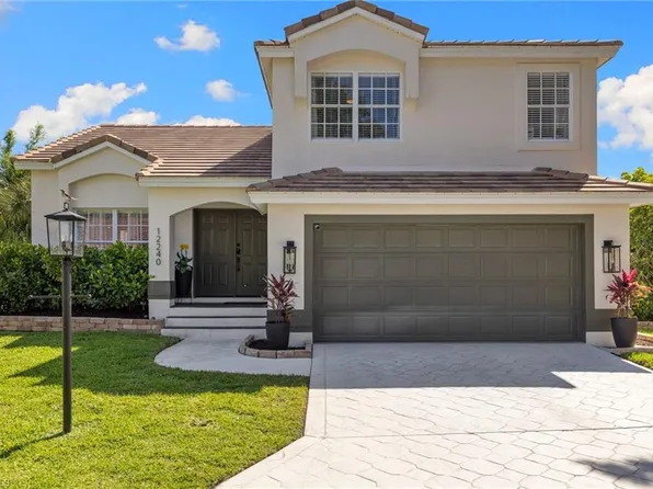 12240 Eagle Pointe CIR, FORT MYERS, FL 33913