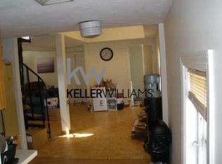 27 Liberty St #1, Waltham, MA 02452