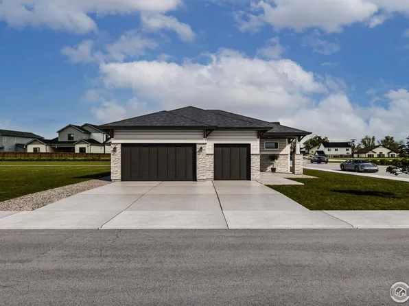 862 Canoe Birch Dr, Windsor, CO 80550