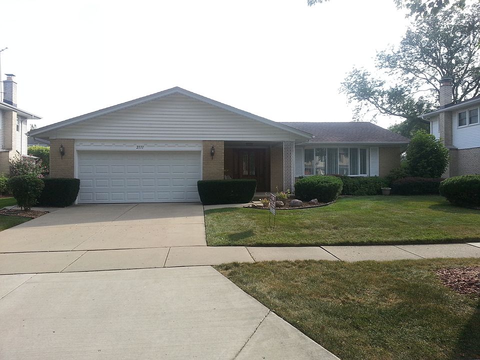 1st image of 2111 E Lillian Ln