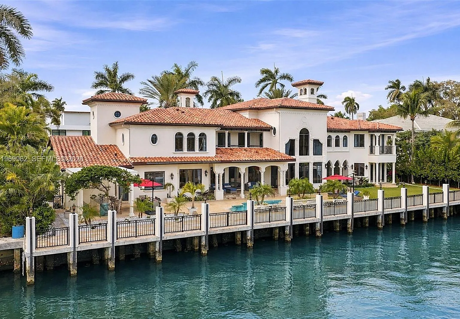 Coral Isles — Photo 1