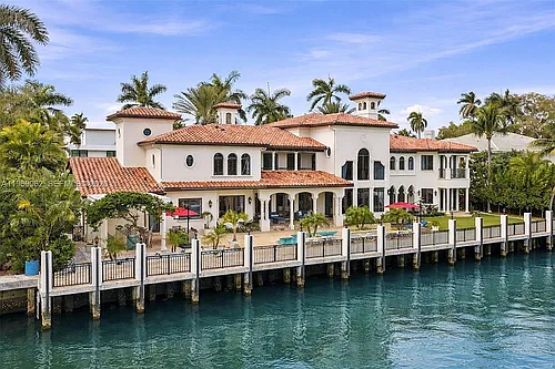 628 Coral Way Photo 1