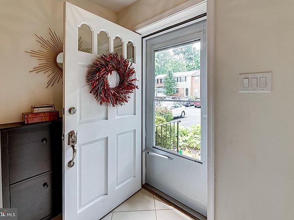 4th image of 2775 Sikes Ct