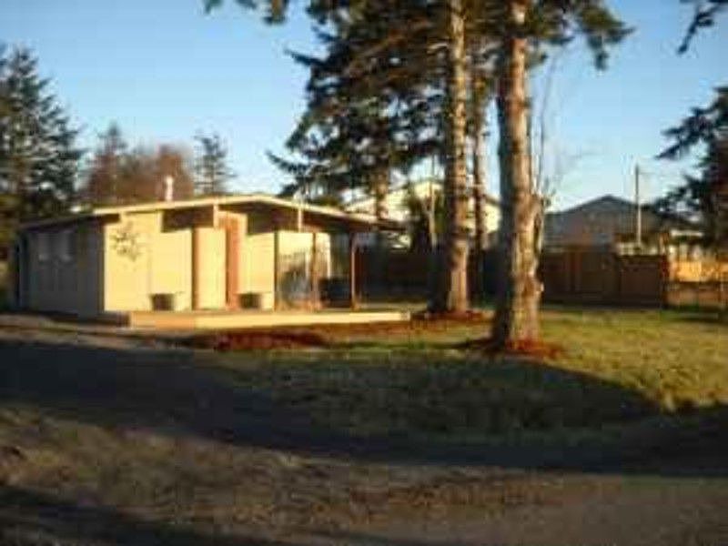 1st image of 936 Shawn Ave