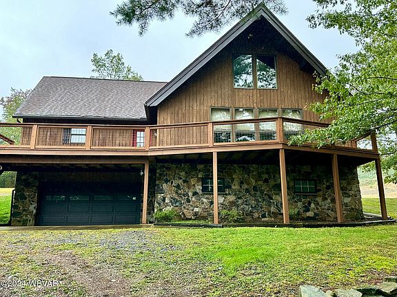 3rd image of 240 Foresman Ln