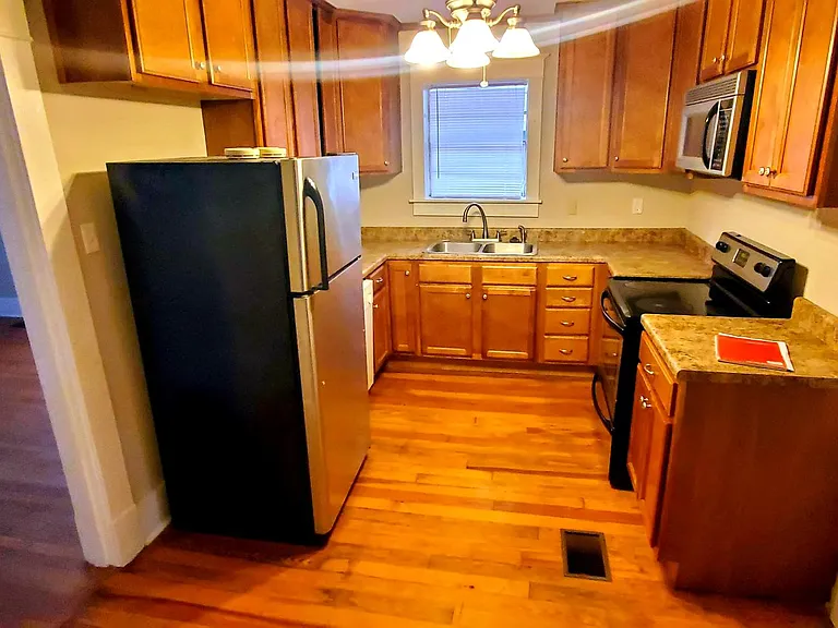 3666 Douglass Ave — Photo 5