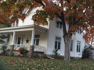 737 Clarke St, Clay Center, KS 67432