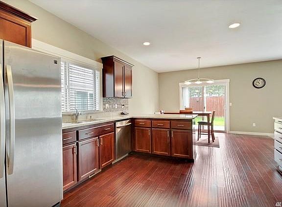 5th image of 20503 98th Avenue Ct E