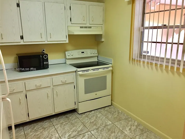 7720 Camino Real #107 — Photo 3