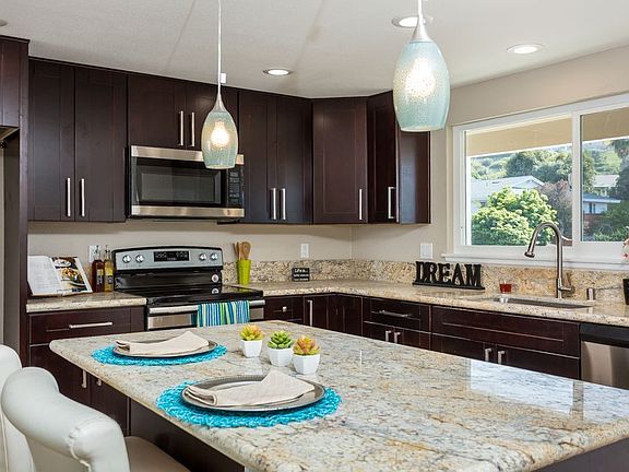 4th image of 16435 Bernardo Oaks Dr
