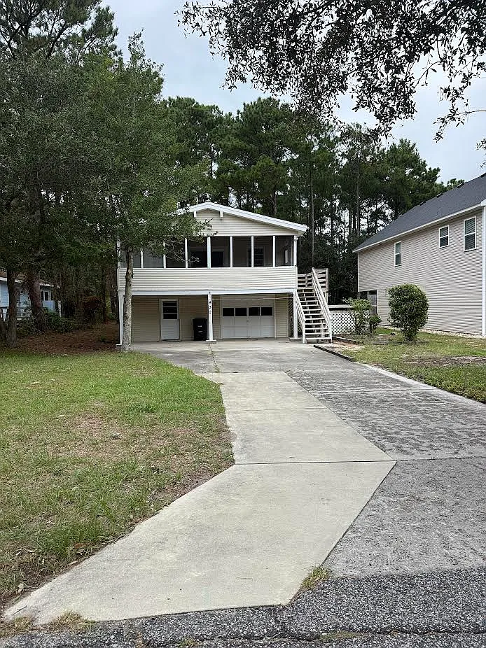 3 bed, 2.5 bath, 1560 sqft, $2,500 — Photo 1
