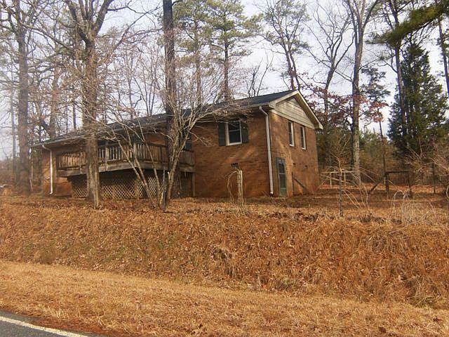 beautiful country setting nestled on .87 acres.