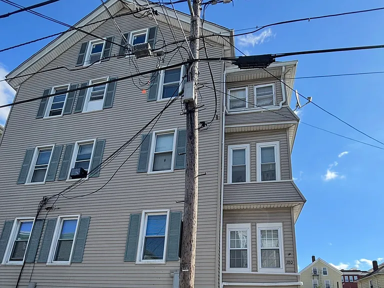 180 Thomas St #3 — Photo 13