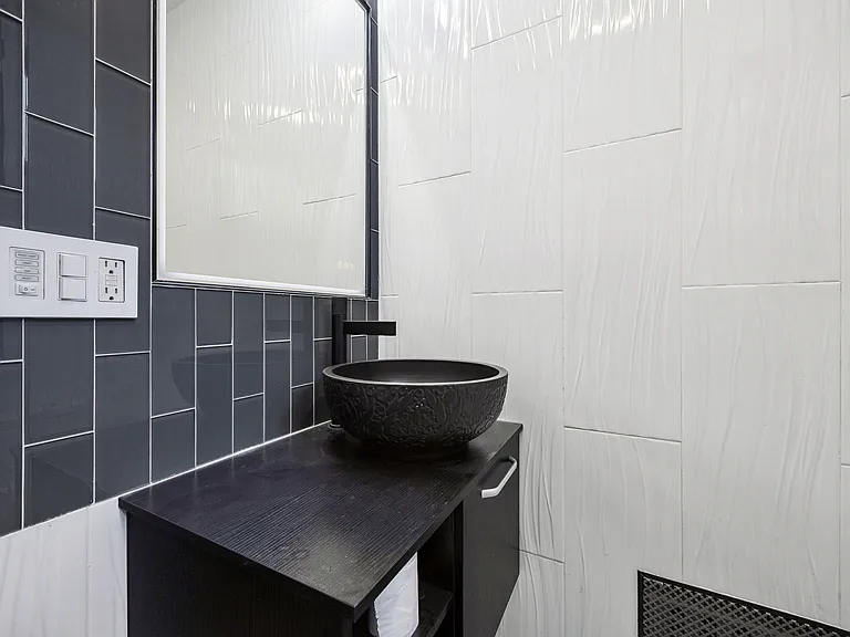 365 Rutland Rd #2B — Photo 6