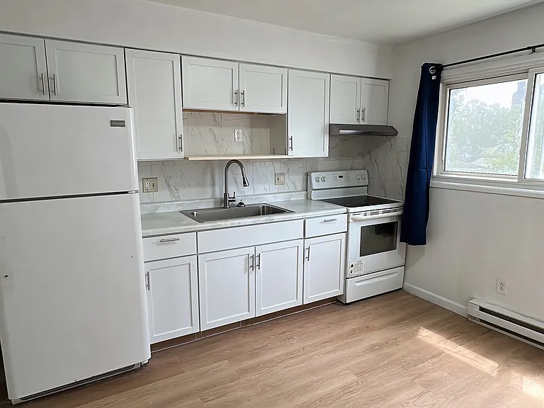 504 S 4th St — Photo 10