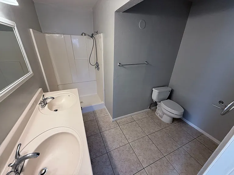 1561 Olive Ave — Photo 14