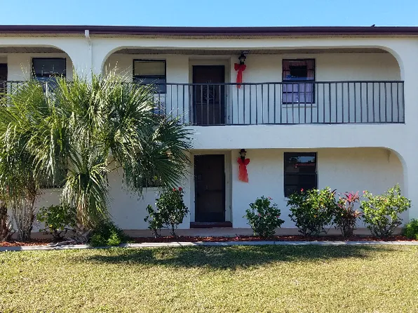 87 Boundary Blvd APT 5, Rotonda West, FL 33947
