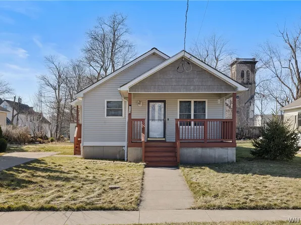 98 Fox St, Buffalo, NY 14212