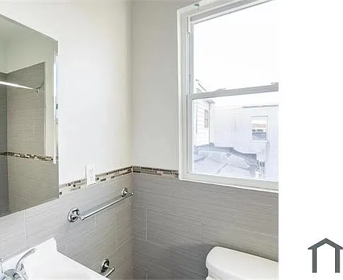 1833 W Master St #3 — Photo 13
