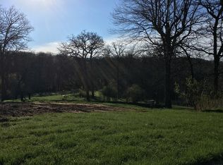 10060 6th St S, Almond, WI 54909