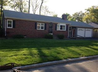 72 Irene St, Springfield, MA 01108