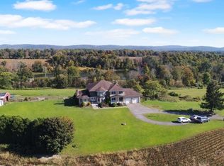 37 Centerville Rd, Columbia, NJ 07832