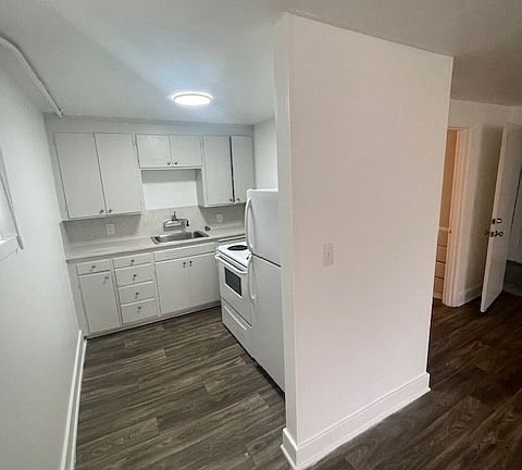 2nd image of 3600 California Ave SW #4207B