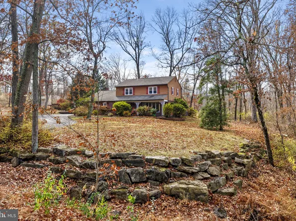 5095 Hiffletrayer Rd, Green Lane, PA 18054